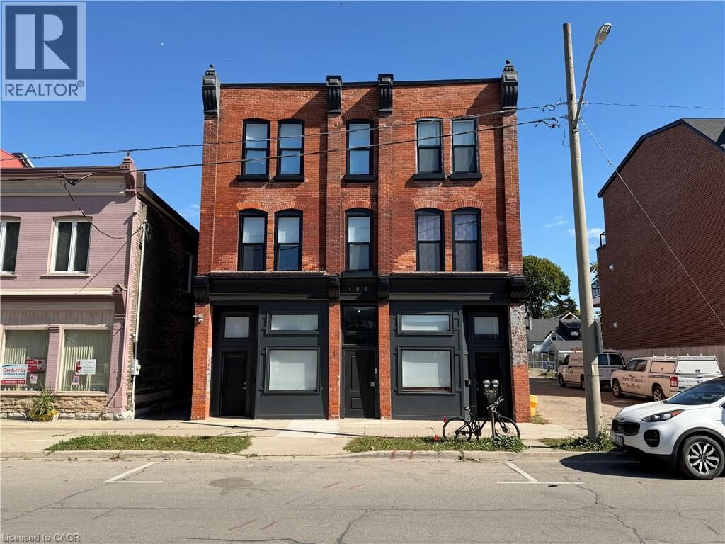 Property Photo:  195 South Waterloo Street 14  ON N5A 4B6 