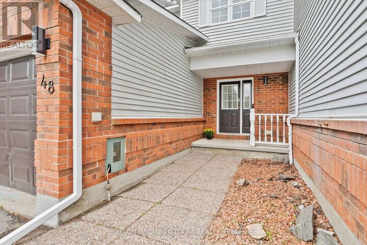 Property Photo: 48 Kalbrook Street ON K2T 1A6