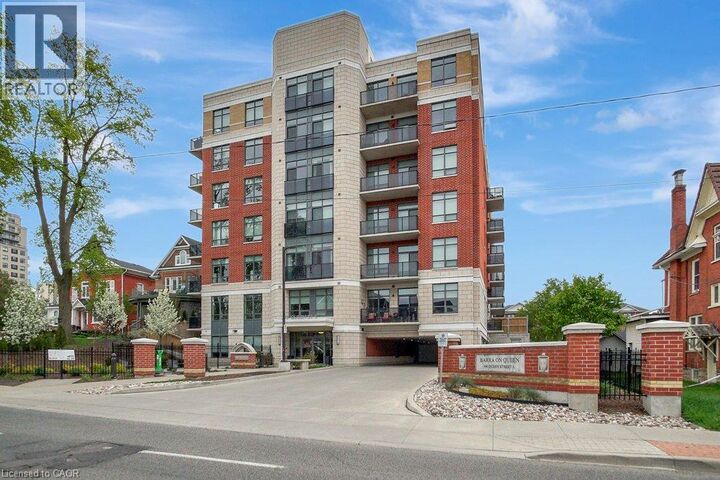 Property Photo:  399 Queen Street South 101  ON N2G 0C4 