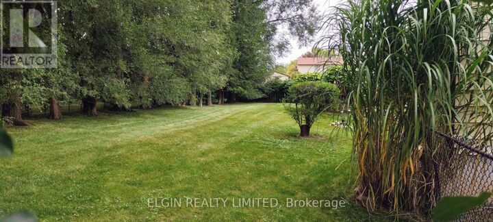 Property Photo:  219 Brentwood Crescent  ON N0L 1B0 