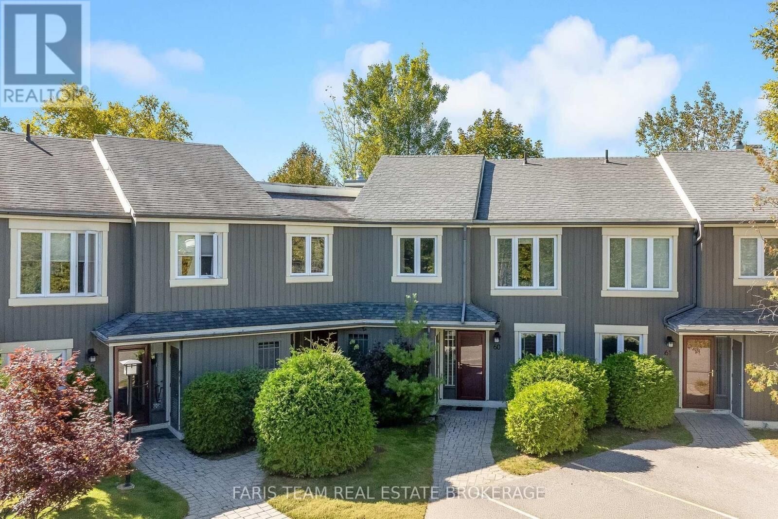 Property Photo:  145 Fairway Crescent 59  ON L9Y 5B4 