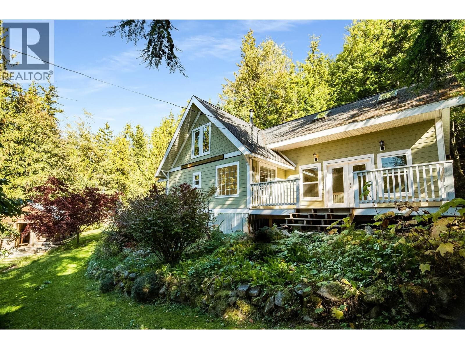 Property Photo: 215 Rainbow Ridge Road BC V0G 1V0
