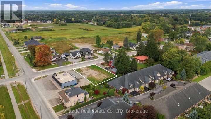 Property Photo:  690 Quaker Road  ON L3C 3H4 