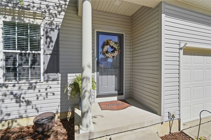 Property Photo: 2764 Laurelwood Court OH 45431