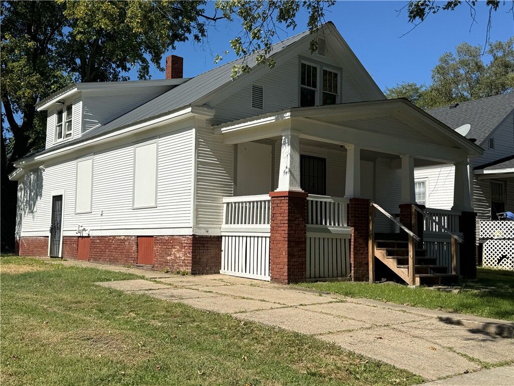 Property Photo: 1155 N Church Street IL 62521