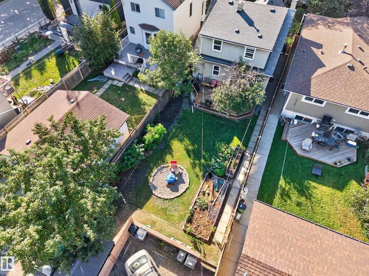 Property Photo:  9309 95 Street NW  AB T6C 3X1 