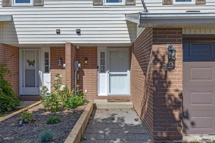 Property Photo: 32 Driftwood Lane NB E2M 5L5