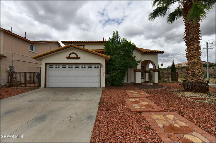 Property Photo:  1525 Prickley Pear Drive  TX 79912 