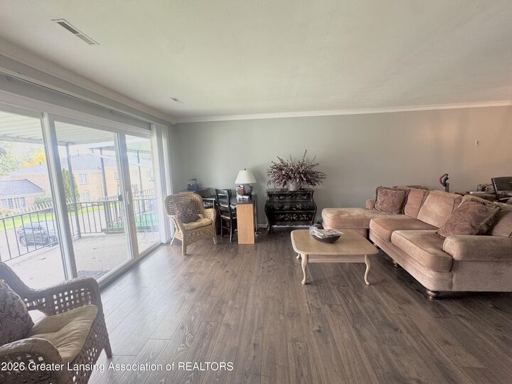 Property Photo:  1740 Wellington Road  MI 48910 