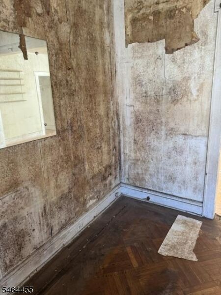 Property Photo:  36 S 20th St  NJ 07018 