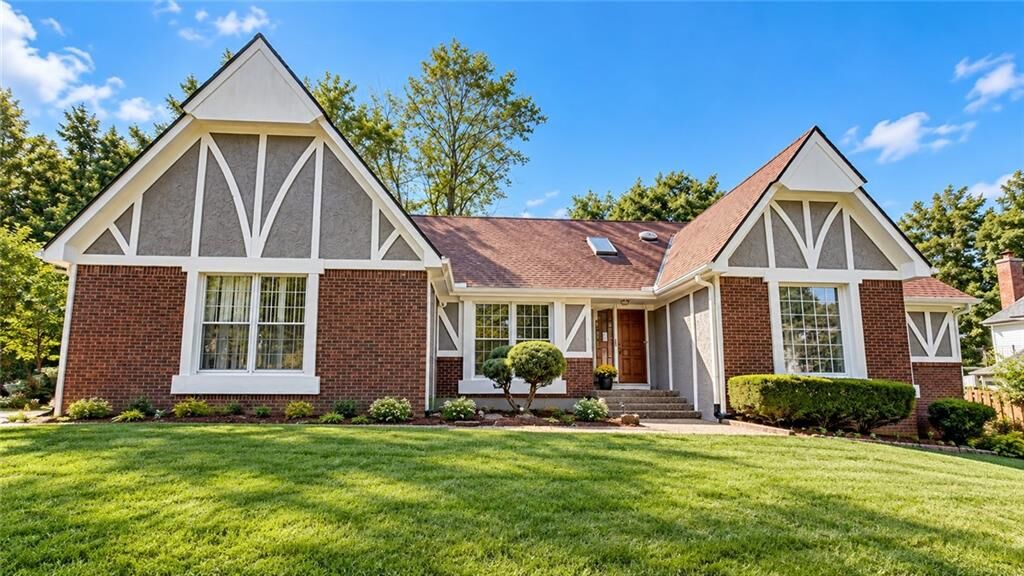 Property Photo: 11733 W 109th Circle KS 66210