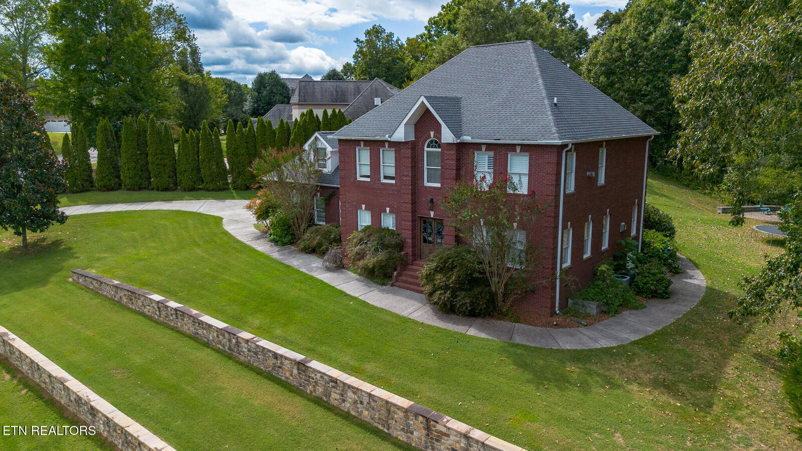 Property Photo:  1124 Brentwood Way  TN 37763 
