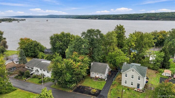 Property Photo:  149 Hoyt Street  NY 12466 
