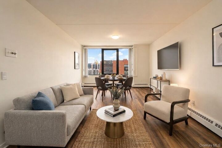 Property Photo:  4 Martine Avenue 1507  NY 10606 