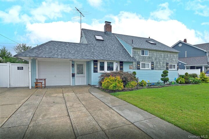 Property Photo: 93 Abbey Lane NY 11756