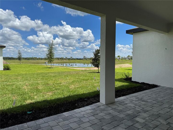 Property Photo:  8708 Canard Cove  FL 34221 