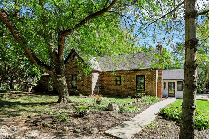 Property Photo: 1640 N US 421 IN 46075