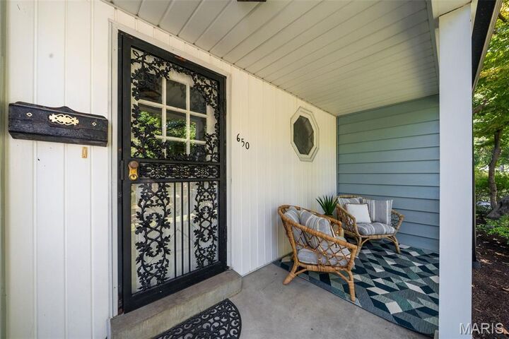 Property Photo:  650 Florence Avenue  MO 63119 