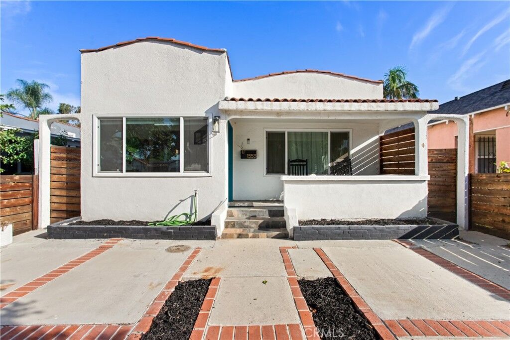 Property Photo:  1553 W 60th Place  CA 90047 