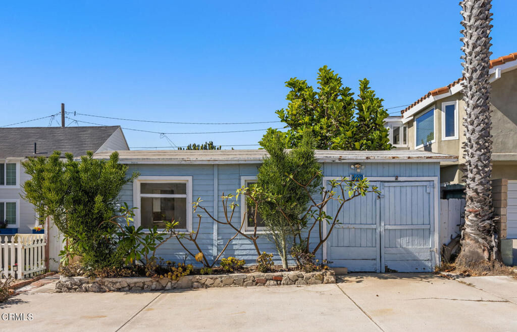 Property Photo:  133 Eagle Rock Avenue  CA 93035 
