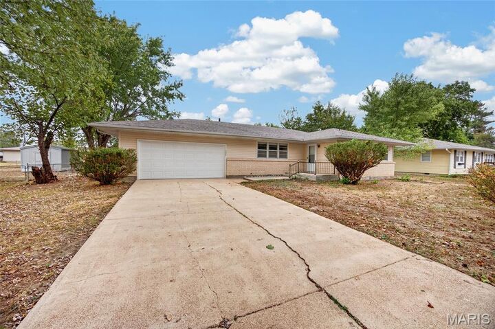 Property Photo:  155 Jessie Street  MO 65536 