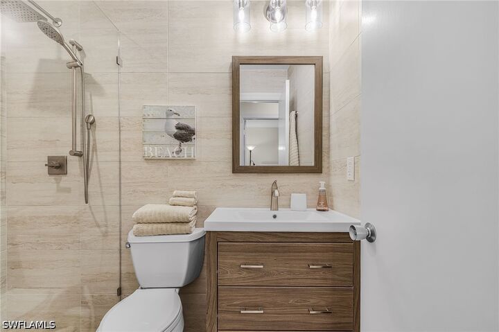 Property Photo: 4126 Belair Lane C4 FL 34103