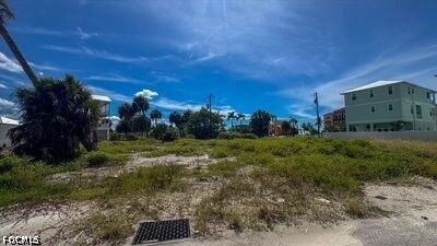 Property Photo: 110/120 Jefferson Street FL 33931