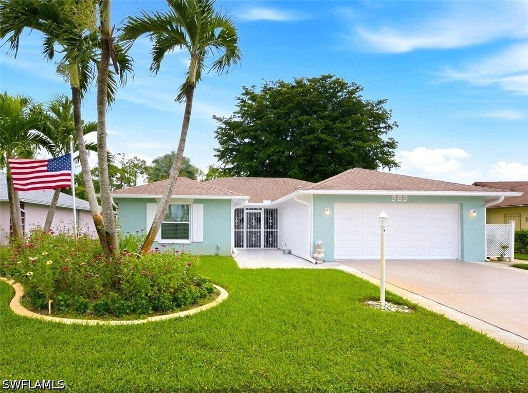 Property Photo: 989 Charlemagne Boulevard FL 34112