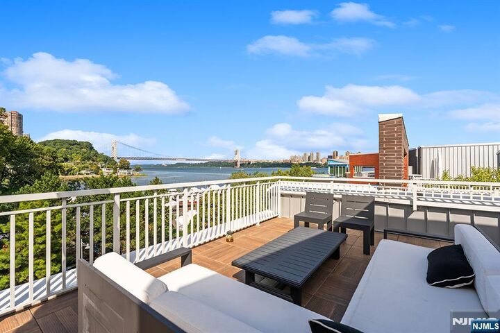 Property Photo:  18 Vela Way  NJ 07020 