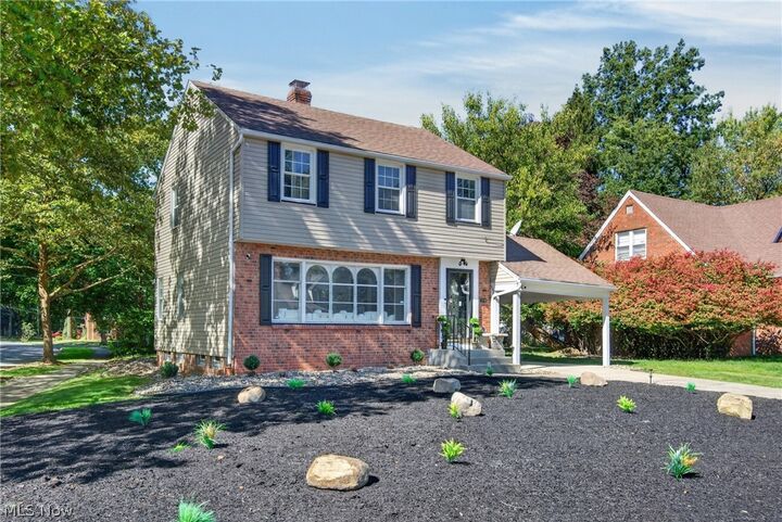Property Photo:  1960 Seneca Road  OH 44117 