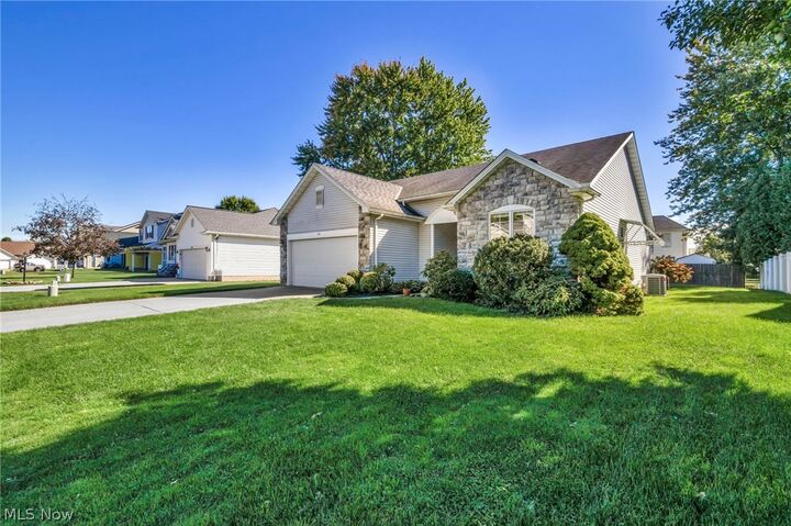 Property Photo: 441 Pemberton Drive OH 44035