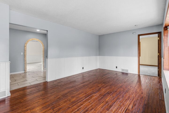 Property Photo:  5201 Pennsylvania Avenue N  MN 55428 