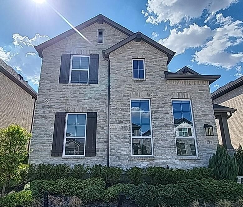 Property Photo: 2825 Holland Court TX 75009