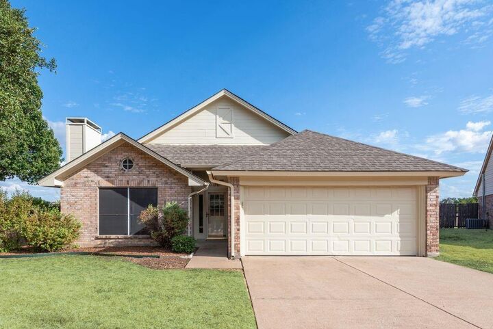 Property Photo:  5604 Maurie Drive  TX 76148 