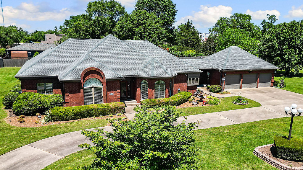 Property Photo:  4504 W Cedar Brooke Lane  AR 72758 