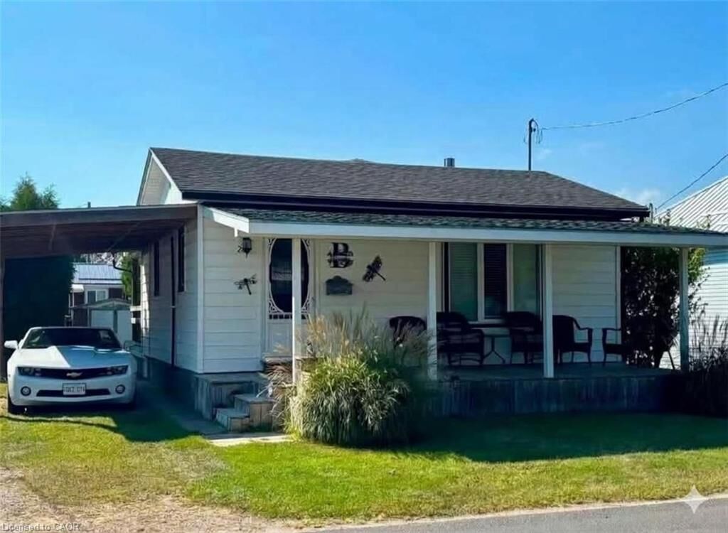 Property Photo:  22 Bass Lane  ON N0E 1M0 