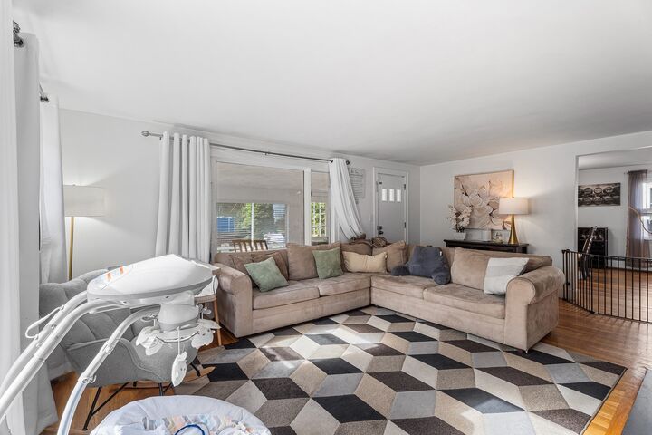 Property Photo:  140 Lynnfield St  MA 01904 