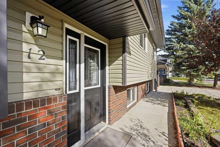 Property Photo:  12 Dickens Lane  AB T4L 1S3 