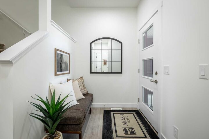 Property Photo:  304 Heritage Boulevard  AB T4C 3K6 
