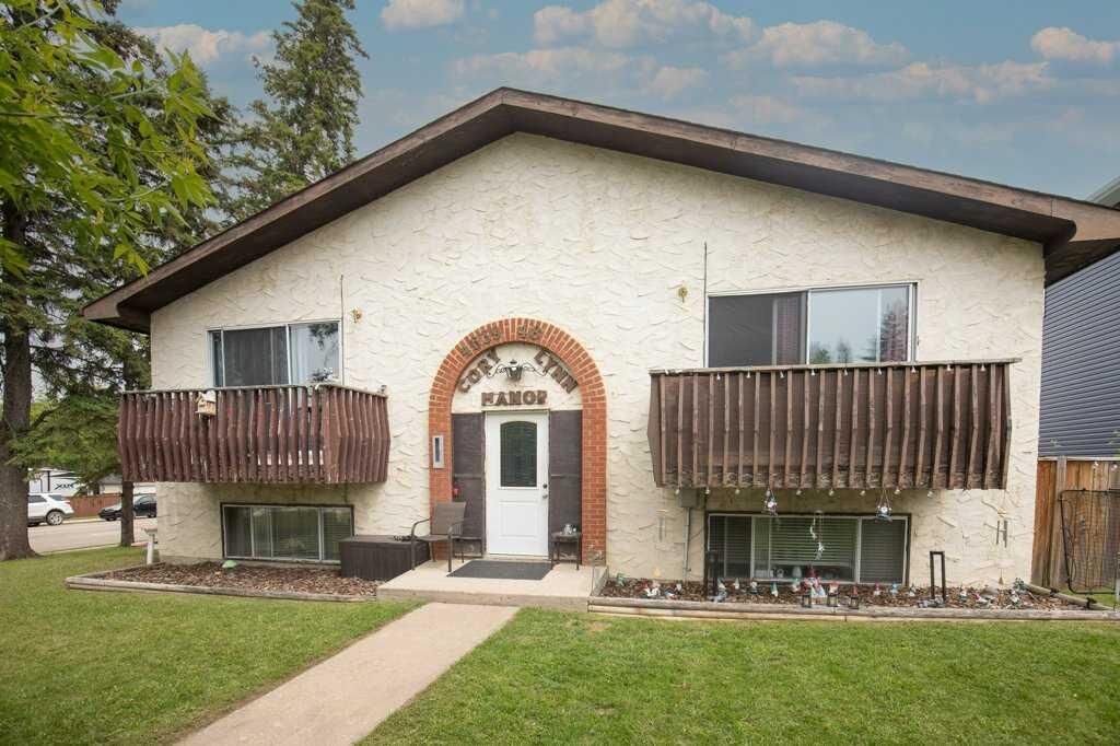 Property Photo:  4639 48 Street  AB T4S 1L4 