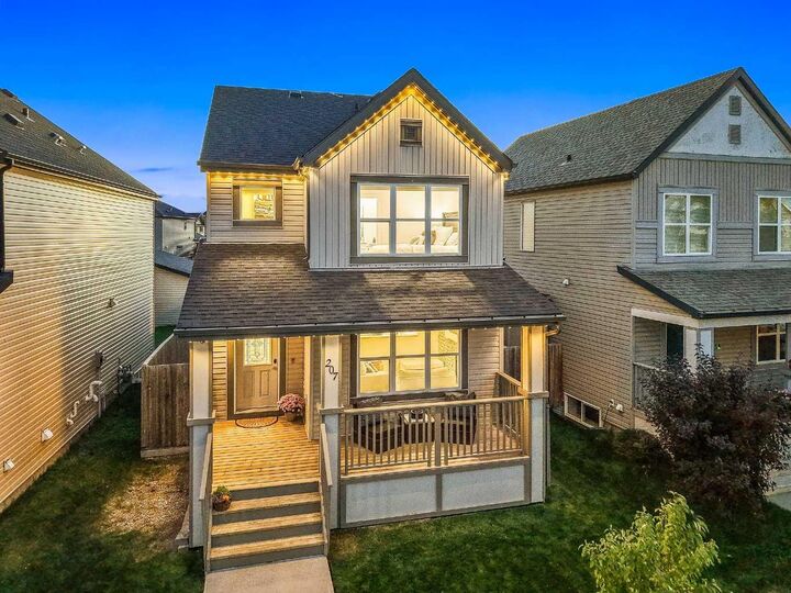 Property Photo:  207 Copperpond Road SE  AB T2Z 0X3 