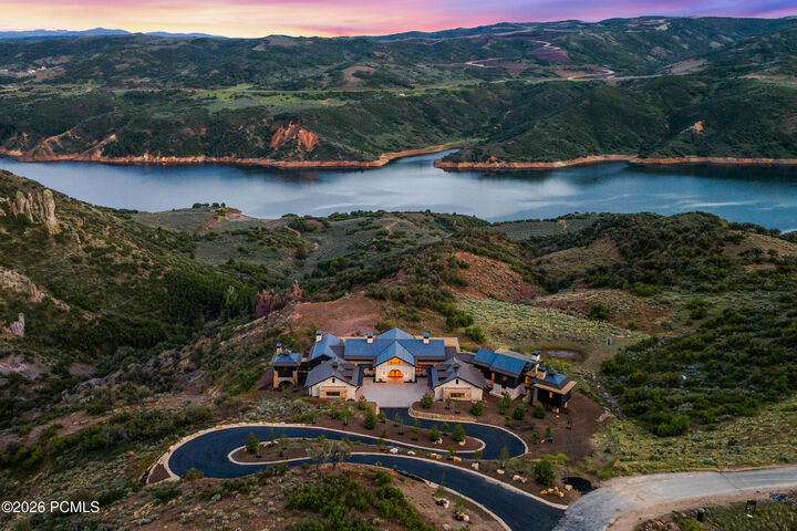 Property Photo:  8988 N Sleeping Rock Circle  UT 84036 