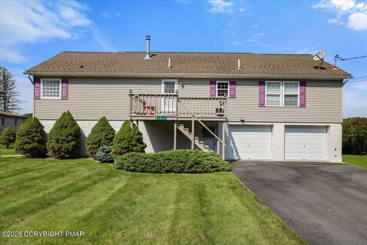 Property Photo: 1017 K Lane PA 18424