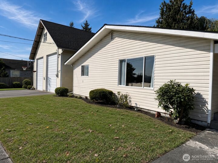 Property Photo:  316  Northern Avenue  WA 98284 