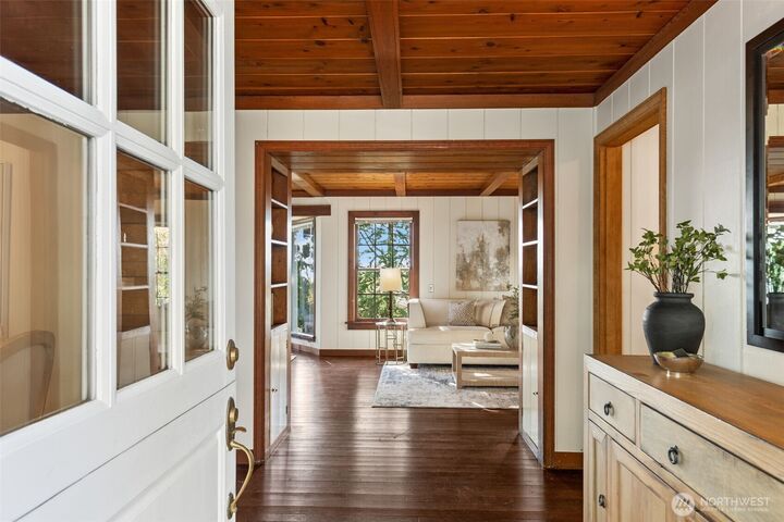 Property Photo:  3226  30th Avenue W  WA 98199 
