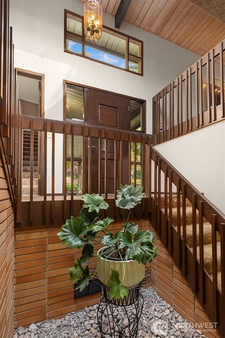 Property Photo: 7433 NE 120th Place WA 98034