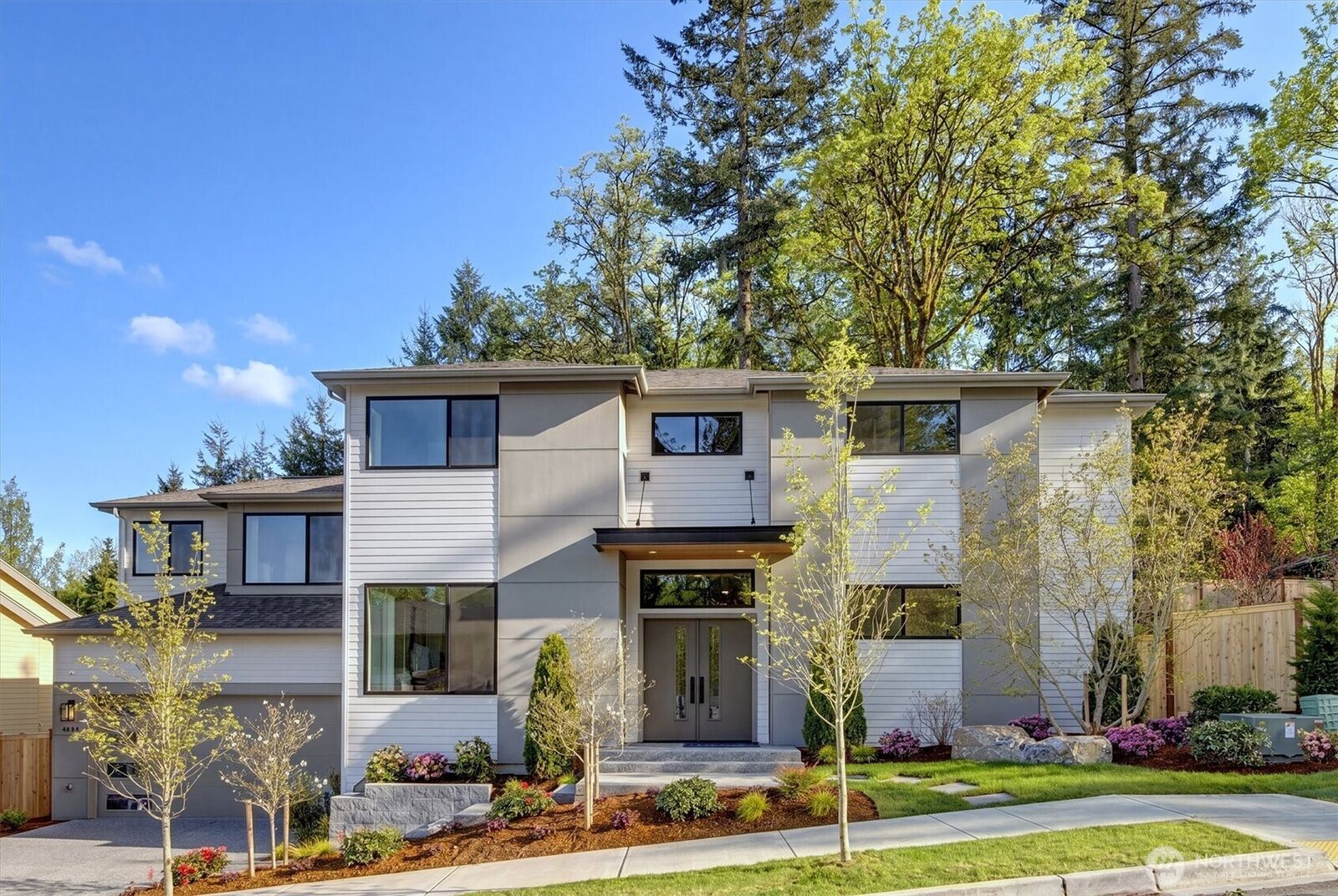 Property Photo: 13115 NE 151st Ct WA 98072