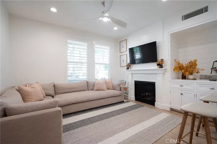Property Photo:  14 Bayley  CA 92694 