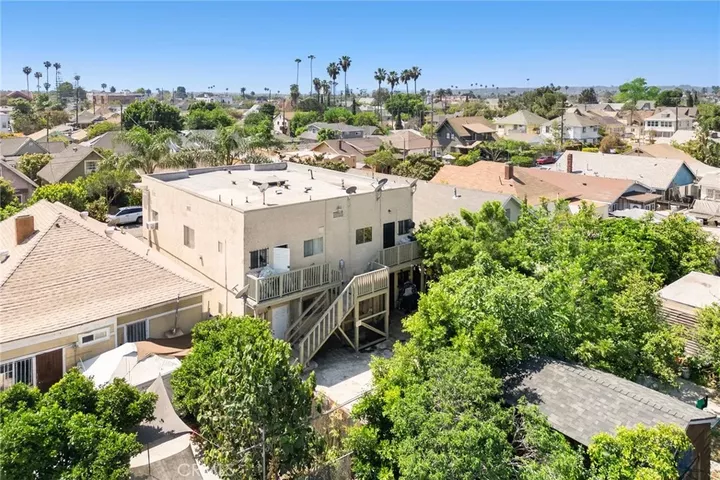 Property Photo:  1545 W 22nd  CA 90007 