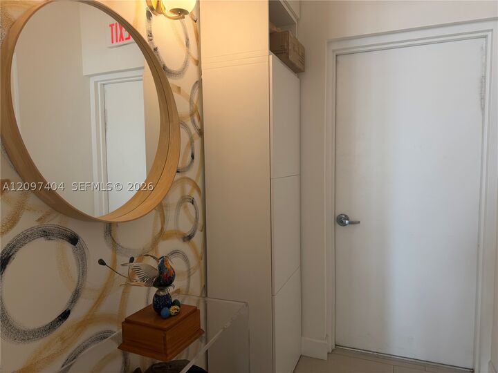 Property Photo: 1607 Ponce De Leon Blvd 8D FL 33134